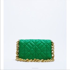Zara Green Quilted Bulky Gold Chain Strap
Shoulder Bag